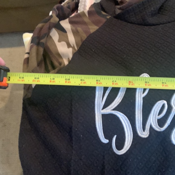 Hoodie camouflage and black. - Picture 6 of 10